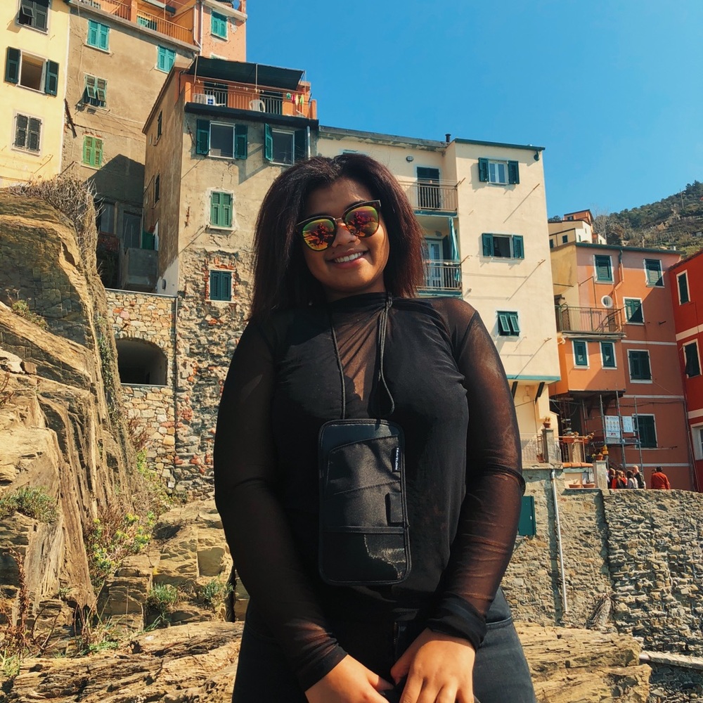 Meet your Posher, Lexie